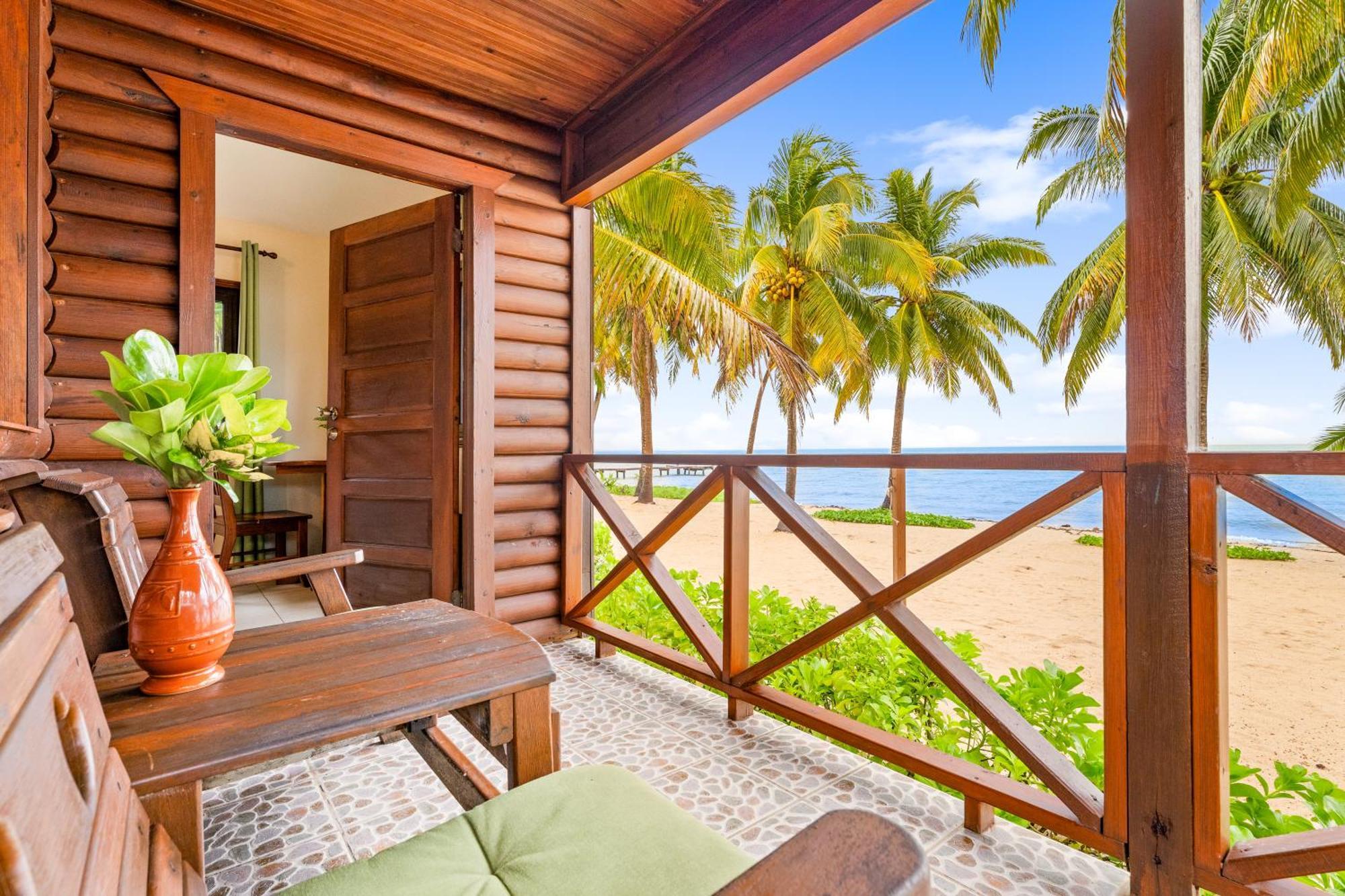 Coconut Row Boutique Hotel Hopkins Exterior photo
